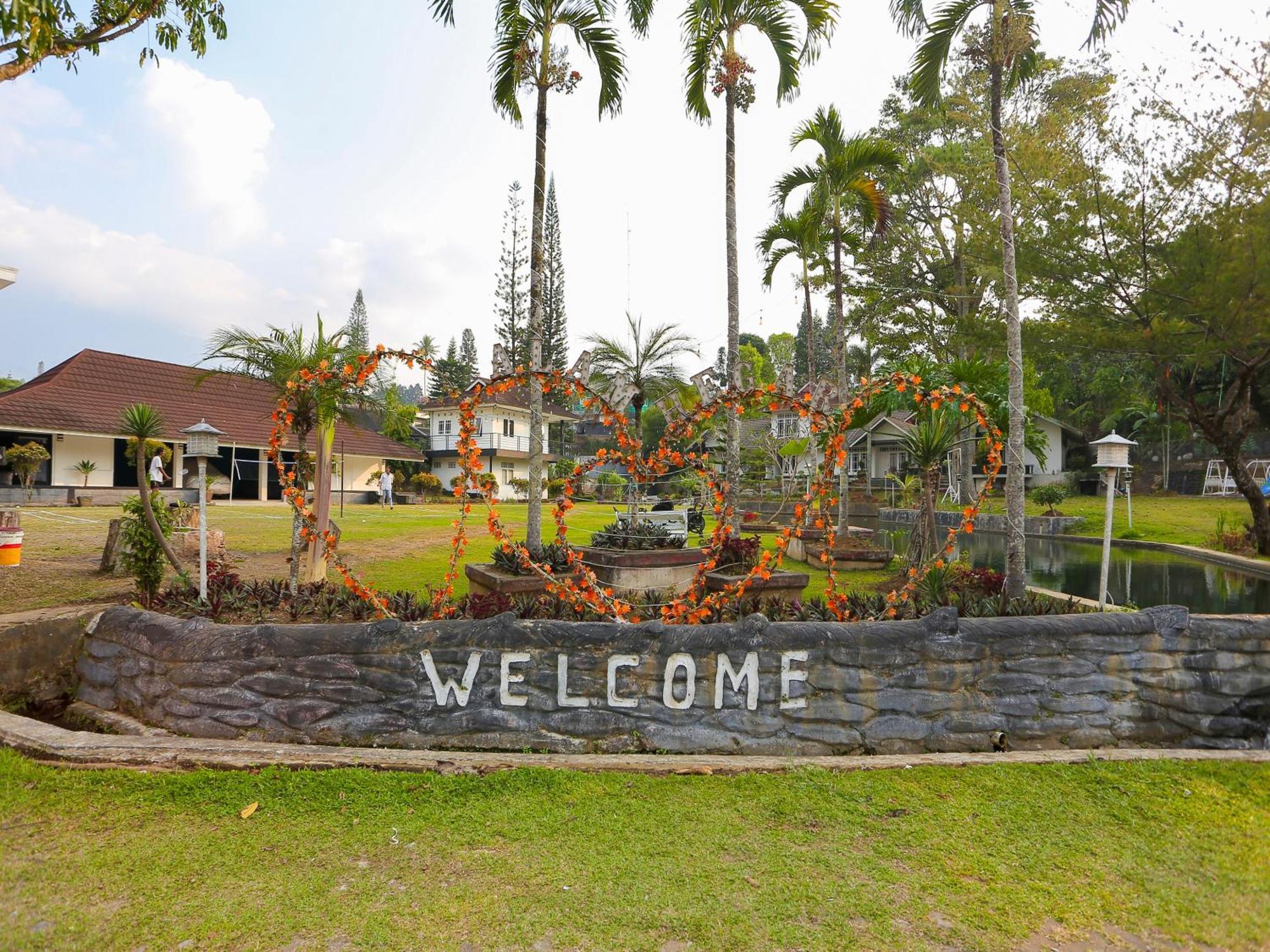 Hotel O Puncak Bogor Near Taman Safari Экстерьер фото